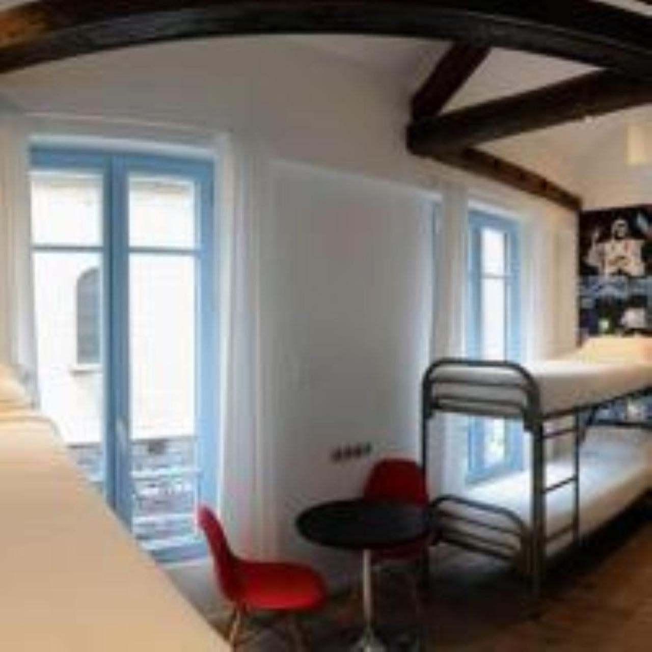 Bed 6-Bed Female Dormitory Room