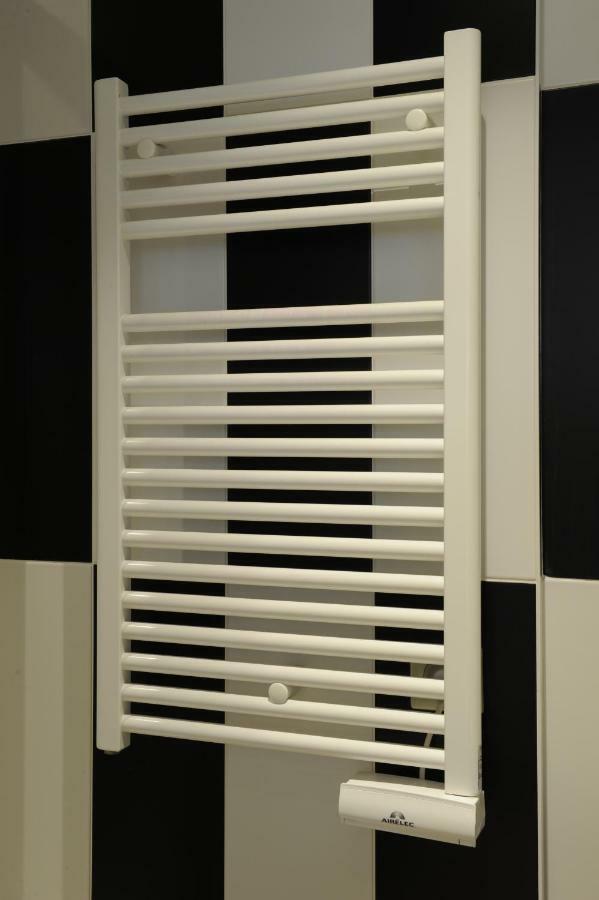Quadruple Room Shower